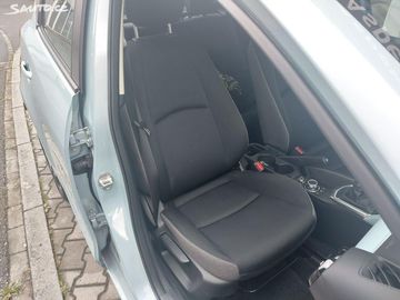 Car image 22