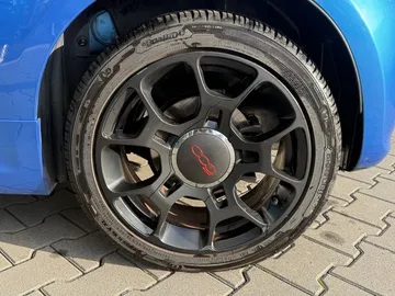 Car image 23