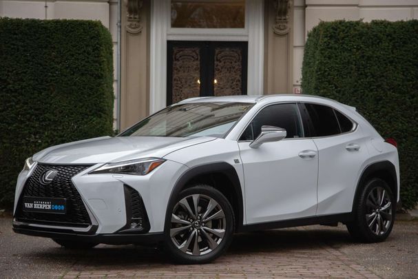 Lexus UX 250h 135 kW image number 1