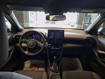 Car image 10