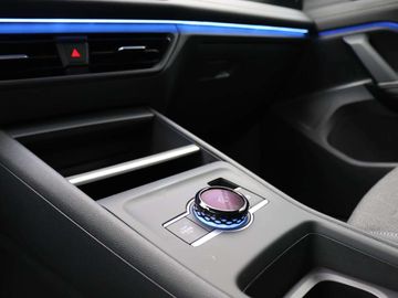 Car image 33