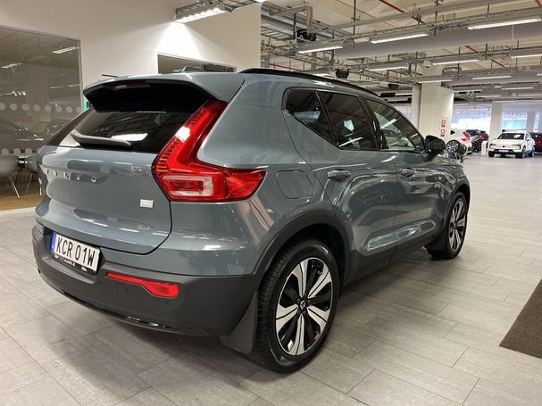 Volvo XC40 Recharge T4 Plus Dark 157 kW image number 13