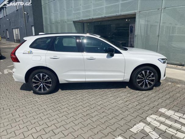 Volvo XC60 B4 AWD Plus 145 kW image number 8