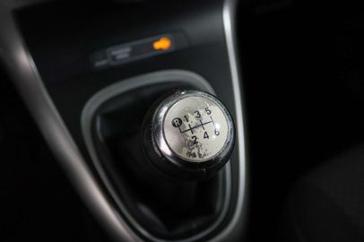 Car image 30