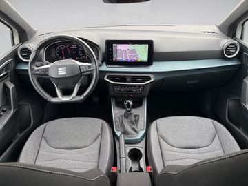 Car image 19