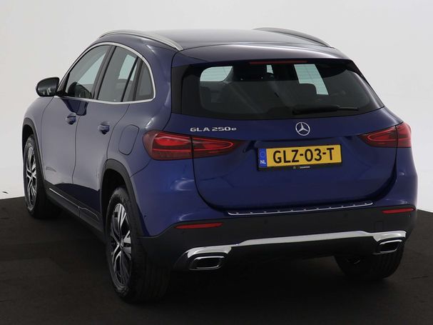 Mercedes-Benz GLA 250 e 160 kW image number 16