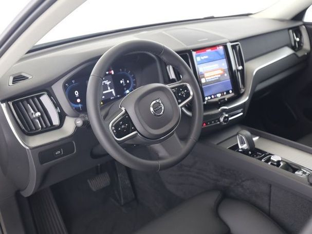 Volvo XC60 B4 145 kW image number 3