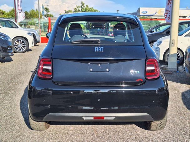 Fiat 500 e Icon 70 kW image number 4