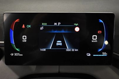 Car image 24