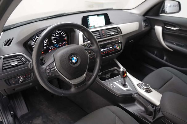 BMW 118i 100 kW image number 14