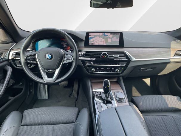 BMW 520d Touring Sport Line 140 kW image number 8