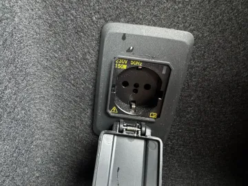 Car image 41