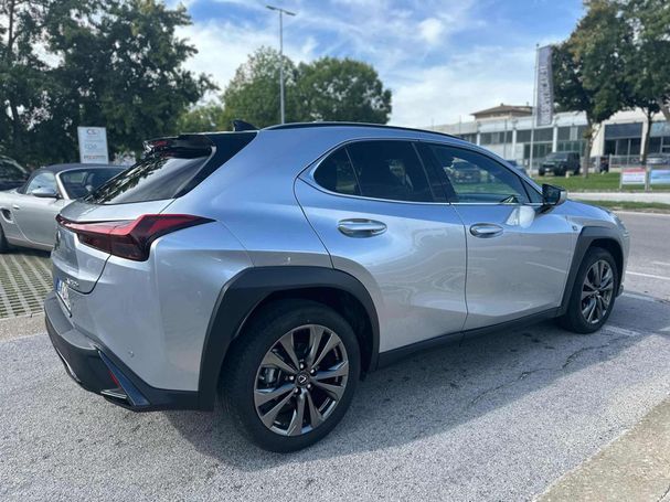 Lexus UX 250h 135 kW image number 2