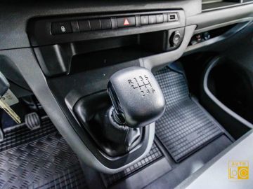 Car image 33