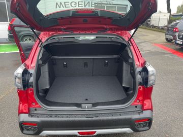 Car image 12