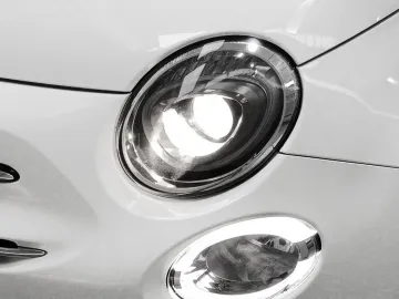 Car image 25