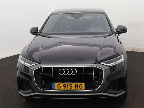 Audi Q8 50 TDI quattro 210 kW image number 2