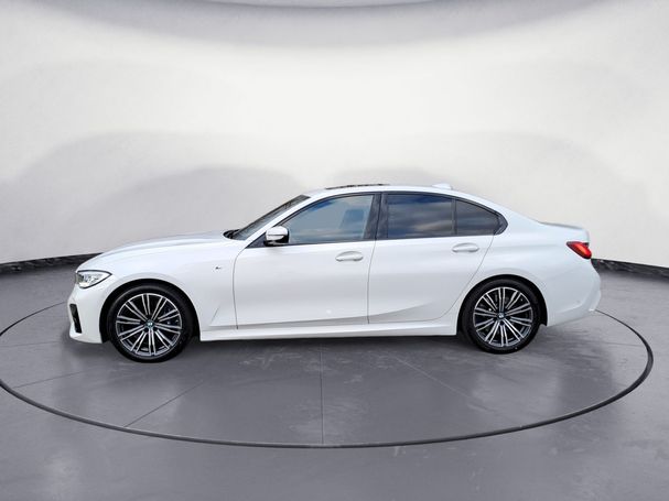 BMW 330i M Sport 190 kW image number 4