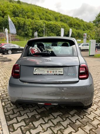 Fiat 500 e 87 kW image number 11