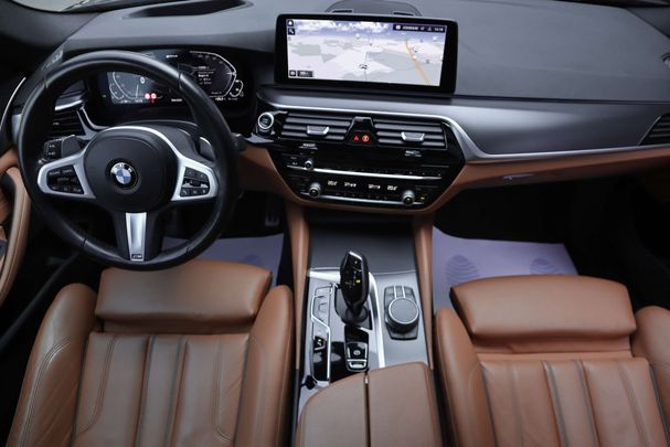 BMW 530i Touring 185 kW image number 11