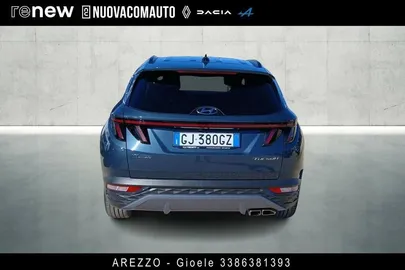 Car image 4