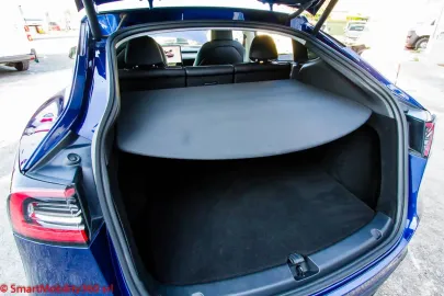 Car image 30