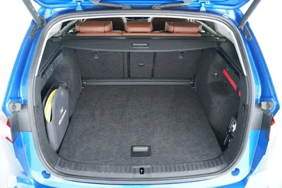 Car image 45