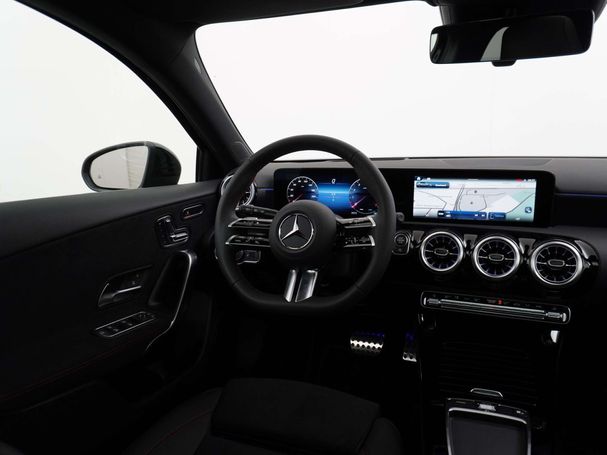 Mercedes-Benz A 180 100 kW image number 24