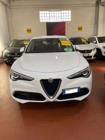 Alfa Romeo Stelvio 2.2 Diesel AT8 Q4 140 kW image number 3