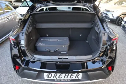 Car image 29