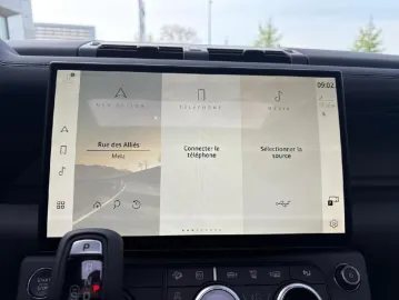 Car image 20