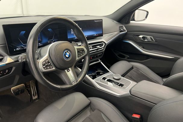 BMW 330e Touring xDrive 216 kW image number 13