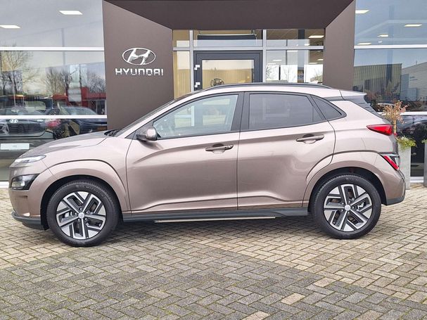 Hyundai Kona 39 kWh 100 kW image number 3