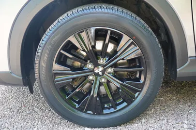 Car image 38