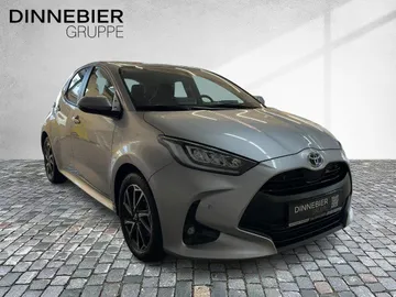 Car image 4