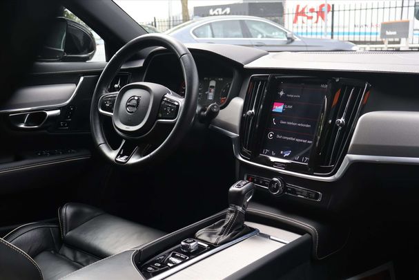 Volvo V90 T4 140 kW image number 21