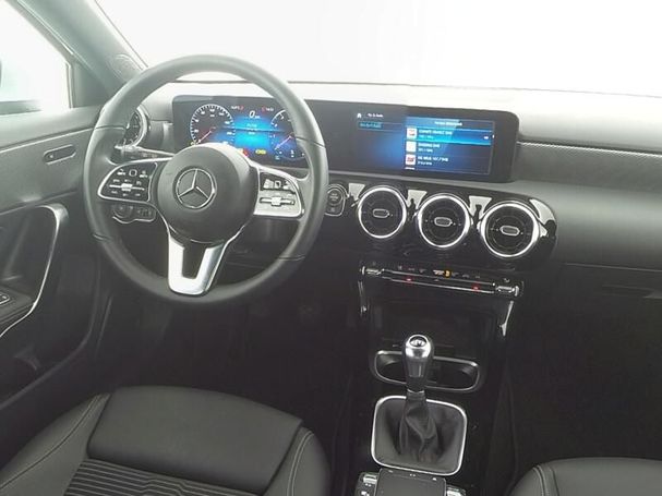 Mercedes-Benz A 180 100 kW image number 8