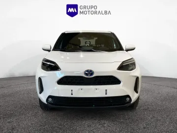 Car image 3