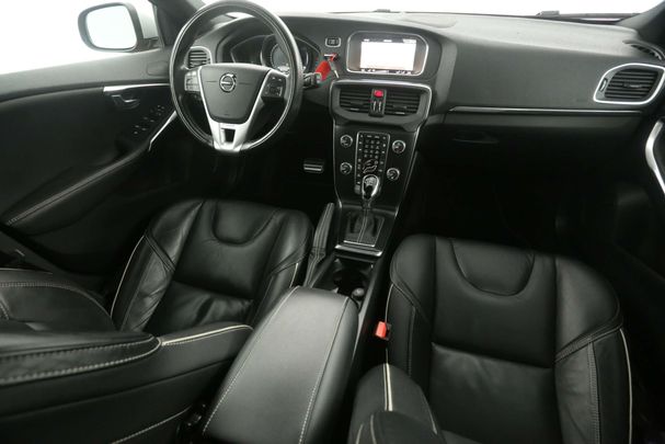 Volvo V40 T3 112 kW image number 6