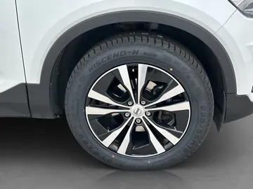 Car image 33