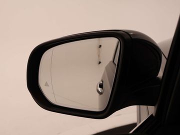 Car image 41