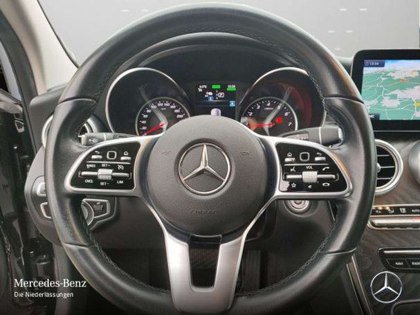 Mercedes-Benz C 300 e T 235 kW image number 14