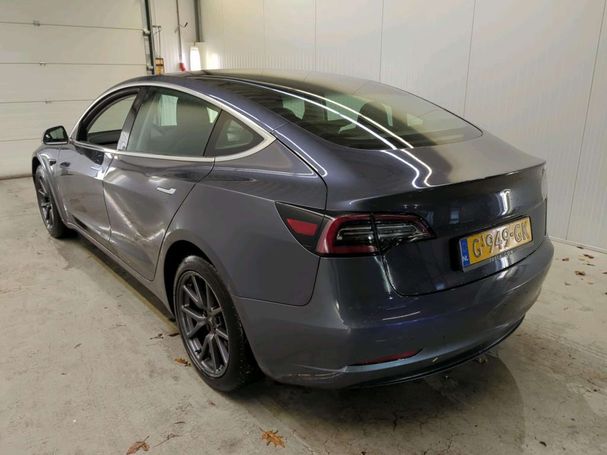 Tesla Model 3 60 Plus 225 kW image number 4