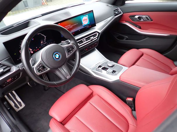 BMW 330e Touring 215 kW image number 5