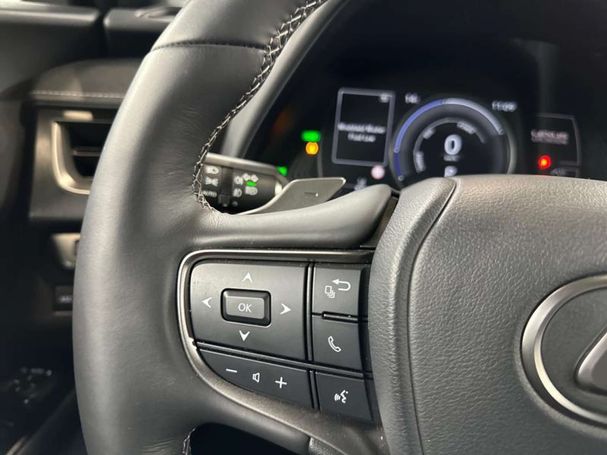 Lexus UX 300e 150 kW image number 26