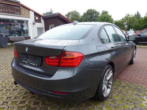 BMW 320i 135 kW image number 4