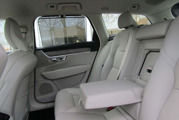 Volvo V90 AWD T6 107 kW image number 9