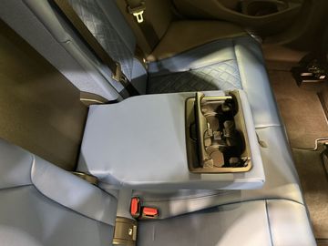Car image 41
