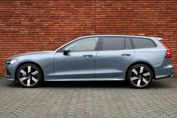 Volvo V60 B3 Essential 120 kW image number 9