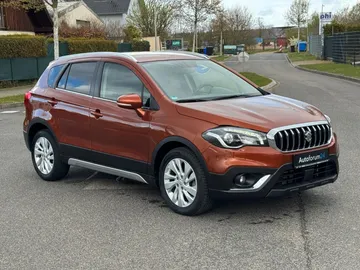 Car image 2